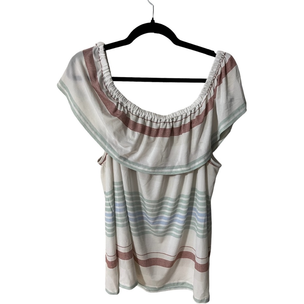 A Maurice’s top in size 1X